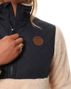 Basecamp Ladies Sherpa Fleece Jacket 15 Basecamp Ladies Sherpa Fleece Jacket -Ski Clothes Hub NL010 CRM 04